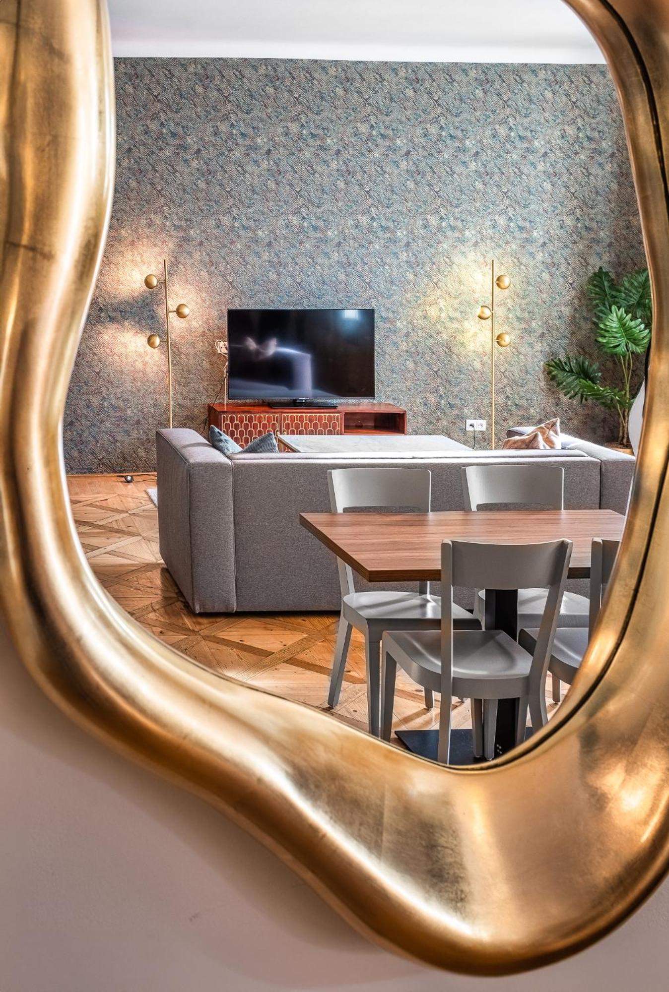 Golden Angel By Adrez Hotel apartamentowy