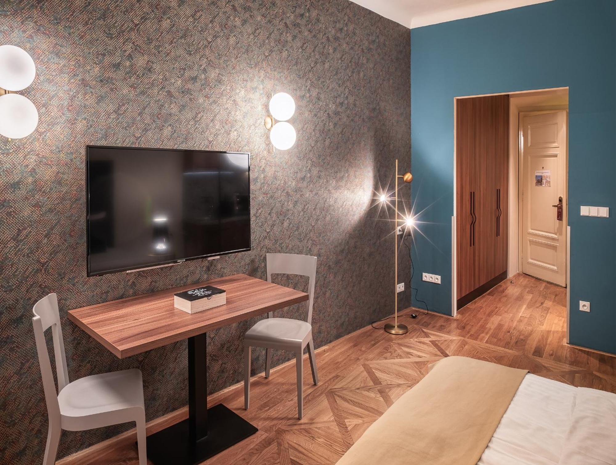 Golden Angel By Adrez Hotel apartamentowy Praga